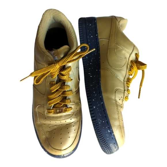 NikeiD Custom Designed  Gold and Black Sneakers 2015 Size 8.5 - Picture 4 of 16